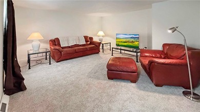 Welcome to 103 Lakeview Drive, a spacious lakefront home in - photo 4