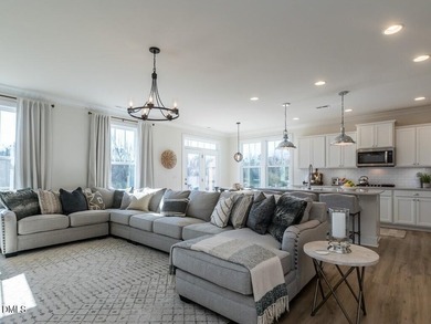 STUNNING 3 CAR GARAGE CUL DE SAC HOME w/PRIMARY ON MAIN LEVEL - photo 7