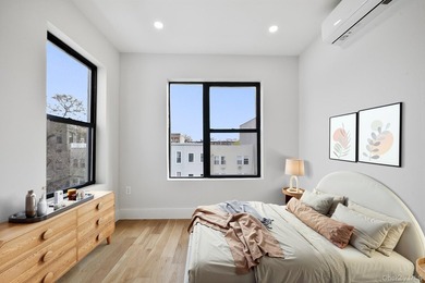 PENTHOUSE PERFECTION WITH PRIVATE ROOFTOP TERRACE AND MANHATTAN - photo 12