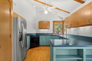 Architectdesigned contemporary by the late La Grange architect - photo 14