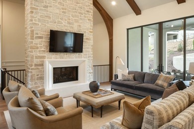 Incredible price improvement! New price includes fully furnished - photo 2