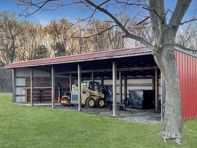 Immaculate Previous Commercial Venue! Pristine Paradise nestled - photo 37