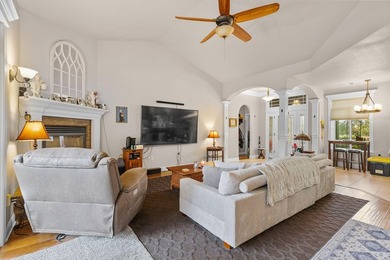 Beautifully maintained home offering the perfect blend of - photo 6