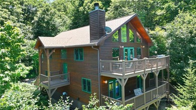 Just listed! Worth the wait! This beautifully maintained Sugar - photo 4
