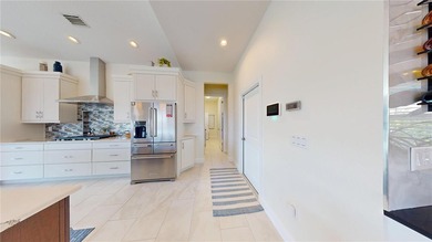 WATERFRONT BEAUTY IN DESIRABLE Punta Gorda Isles! Stunning - photo 14