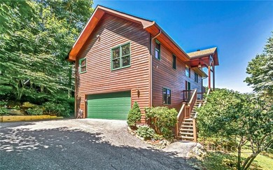 Just listed! Worth the wait! This beautifully maintained Sugar - photo 5