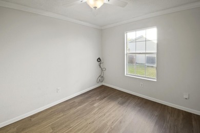 Wonderful starter home or great home for downsizing that is - photo 9
