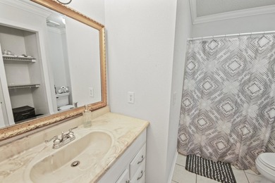 Wonderful starter home or great home for downsizing that is - photo 10