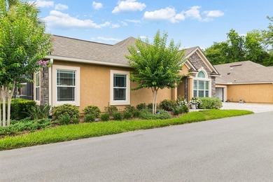 Welcome home to this beautifully maintained end-unit condo - photo 4