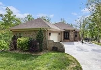 Priced Below Appraised Value.Welcome to luxury waterfront living - photo 1