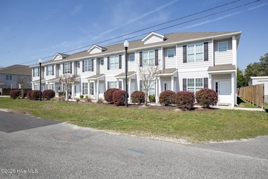 Rare opportunity to acquire a fully leased well-located - photo 5