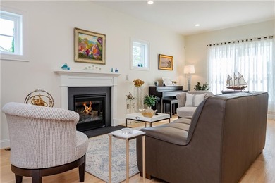 Wow! Fantastic location and setting. In a quiet neighborhood - photo 11