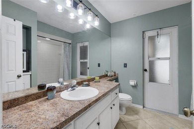 Welcome to your slice of Florida paradise in the highly - photo 12