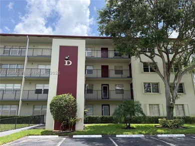 Beautifully renovated 2- bedroom, 2 bath, corner unit featuring - photo 13