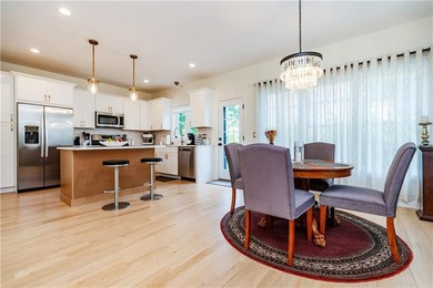 Wow! Fantastic location and setting. In a quiet neighborhood - photo 13