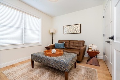 Wow! Fantastic location and setting. In a quiet neighborhood - photo 34