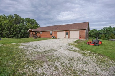 Custom-built 5BR, 3BA home on 3.8 acres near Thomas Hill Lake - photo 44
