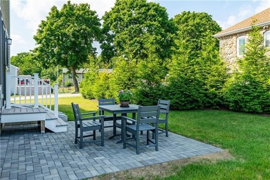 Wow! Fantastic location and setting. In a quiet neighborhood - photo 45