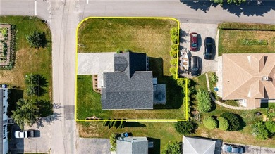 Wow! Fantastic location and setting. In a quiet neighborhood - photo 47