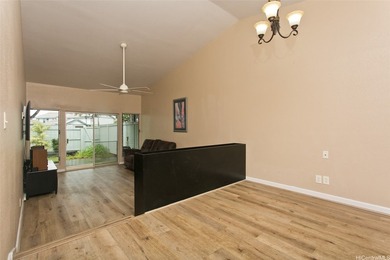 Discover this conveniently located townhouse in the heart of - photo 11