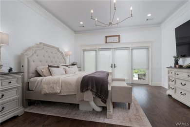 Modern luxury meets waterfront living in The Lakes. Offering - photo 19