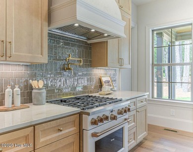 Exceptional new construction offering a refined blend of luxury - photo 20