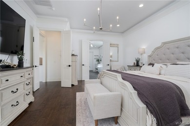 Modern luxury meets waterfront living in The Lakes. Offering - photo 20