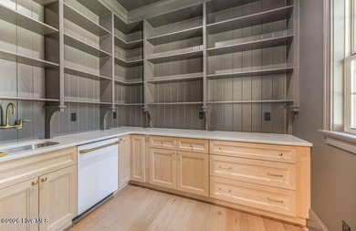 Exceptional new construction offering a refined blend of luxury - photo 24