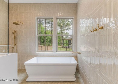 Exceptional new construction offering a refined blend of luxury - photo 29