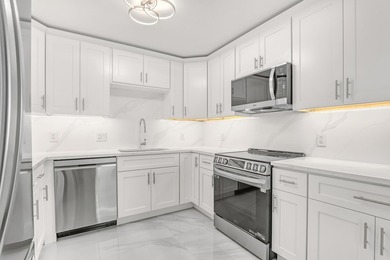WELCOME TO DUNE DECK! An exclusive luxury condominium building - photo 31