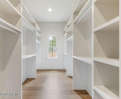 Exceptional new construction offering a refined blend of luxury - photo 33