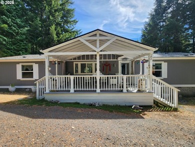 Nestled in the highly sought-after Cedar Terrace neighborhood - photo 1