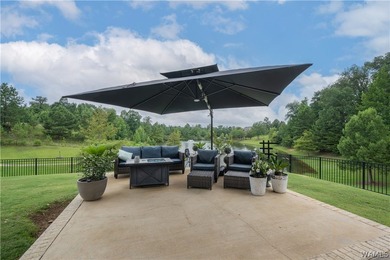 Modern luxury meets waterfront living in The Lakes. Offering - photo 44