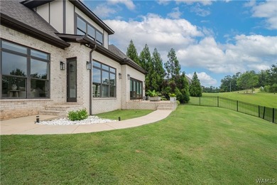 Modern luxury meets waterfront living in The Lakes. Offering - photo 46