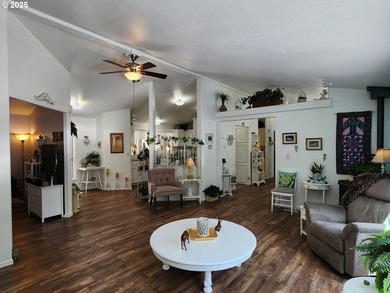 Nestled in the highly sought-after Cedar Terrace neighborhood - photo 10