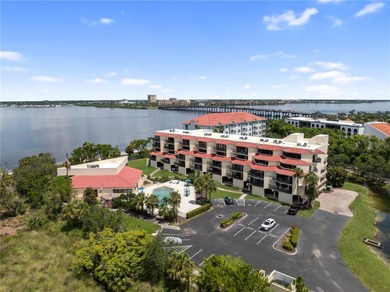Manatee River Condo For Sale in Bradenton Florida