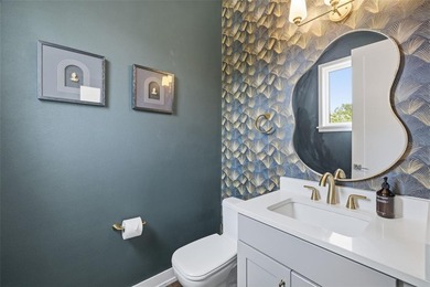 Experience elevated South Tampa living in this beautifully - photo 11