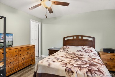 Welcome to the perfect blend of modern living and industrial - photo 12