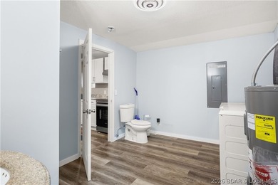 Welcome to the perfect blend of modern living and industrial - photo 15
