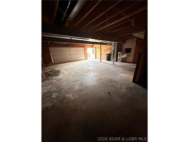 Spacious 5-bedroom, 3-bath home offering approximately 2,792 sq - photo 21