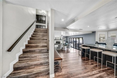 MAJOR PRICE REDUCTION! Exceptional value in the highly desirable - photo 21