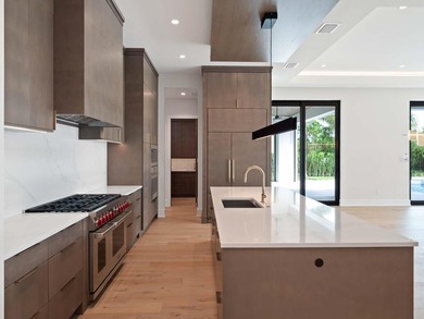 One or more photo(s) has been virtually staged. Expertly built - photo 11