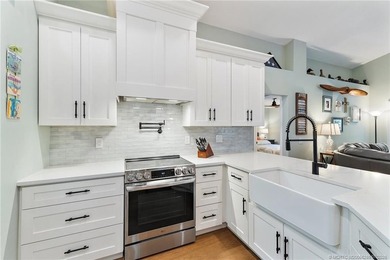 Amazing 3 Bedroom, 2 Bath, Concrete Block home with SO much to - photo 21