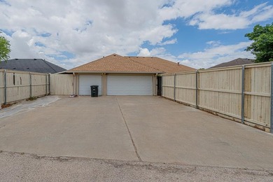 Unbeatable location! This open-concept home features recent - photo 23