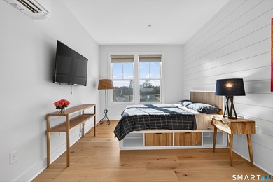 Penthouse Living in Niantic Village - Stunning 3-Bedroom, 2-Bath - photo 27