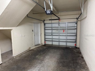 BACK ON MARKET!!! Location! Location! Location! This 1 Bedroom 1 - photo 9