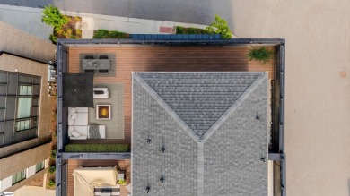 Seller offering to pay one year of HOA dues for an acceptable