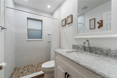 Amazing 3 Bedroom, 2 Bath, Concrete Block home with SO much to - photo 44