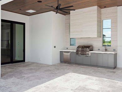 One or more photo(s) has been virtually staged. Expertly built - photo 47
