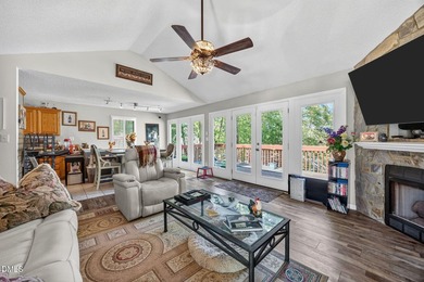 Very rare opportunity to own a true lakefront ranch with a - photo 4